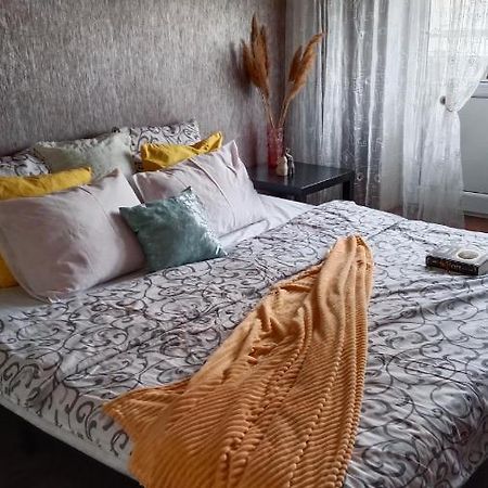 Трехкомнатные Апартаменты В 15 Микрорайоне С Видом На Каспийское Море И Возле Моря Актау Екстериор снимка